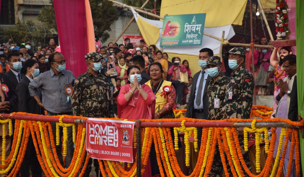 President President Bidya Devi Bhandari offers Puja to Chhathi Mai