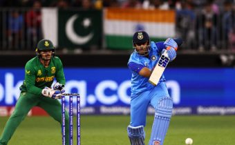 South Africa beat India to top