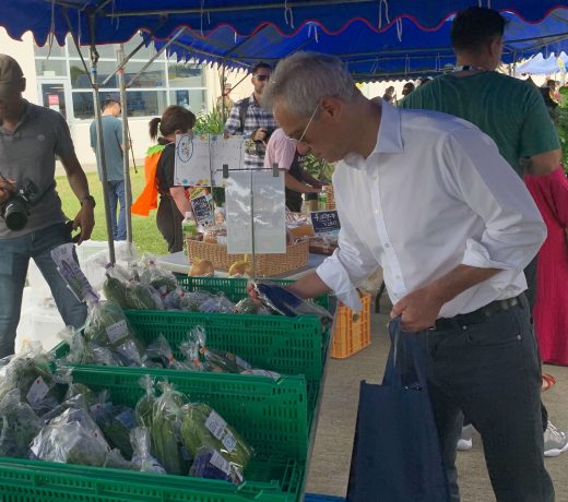 US uses farmers markets to foster ties at bases in Japan